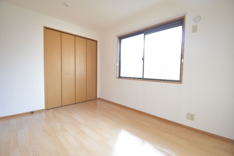 ��ʌ��������܎s����O���U���ڂ̃e���X�n�E�X�̂��̑������E�X�y�[�X