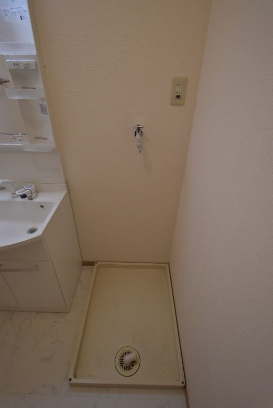 ��ʌ��������܎s����O���U���ڂ̃e���X�n�E�X�̂��̑�