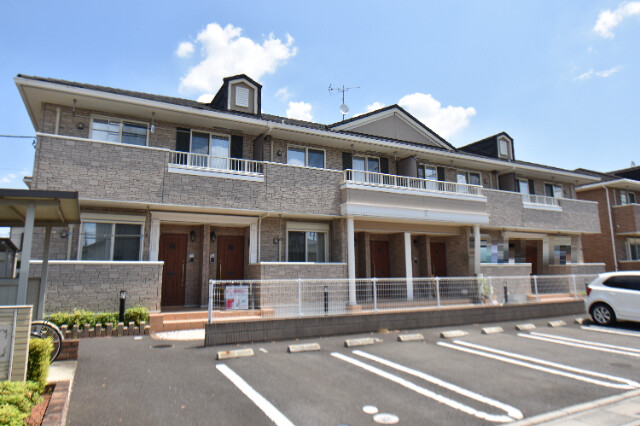 ��ʌ��k�����S�ɓޒ��h�S���ڂ̃A�p�[�g�̌����O��