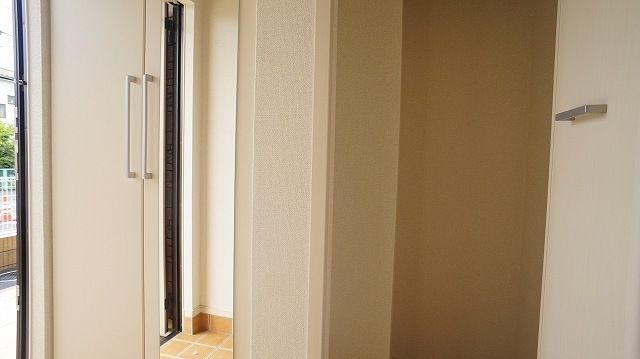 ��ʌ��k�����S�ɓޒ��h�S���ڂ̃A�p�[�g�̌���