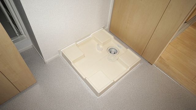 ��ʌ��k�����S�ɓޒ��h�S���ڂ̃A�p�[�g�̂��̑��ݔ�