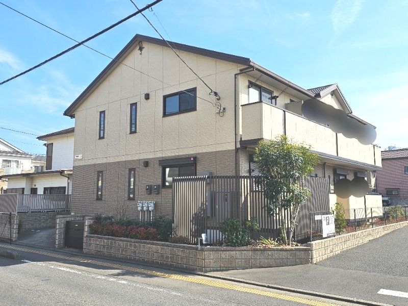 ��ʌ�����s�㒬�P����13-8�̃A�p�[�g�̌����O��