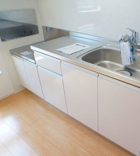 ��ʌ��k�����S�ɓޒ��厚�����̃A�p�[�g�̃L�b�`��