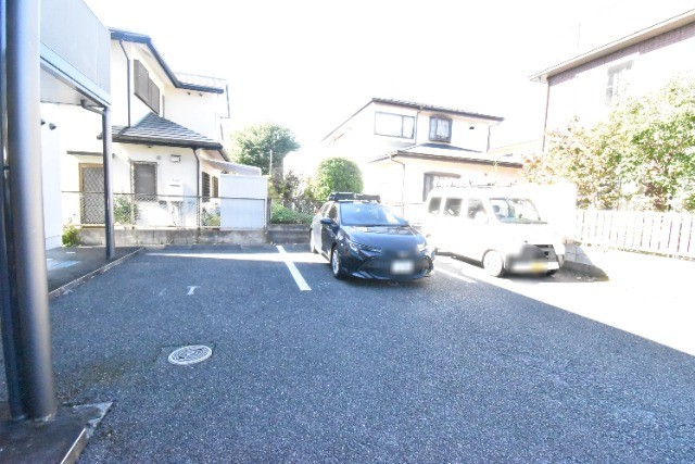 ��ʌ��������܎s��{�捂�@���R���ڂ̃A�p�[�g�̒��ԏ�