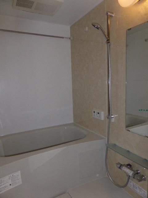 ��ʌ��������܎s�Y�a�擌�����̃}���V�����̃o�X