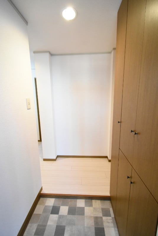 ��ʌ��������܎s�����擌��{�U���ڂ̃A�p�[�g�̌���