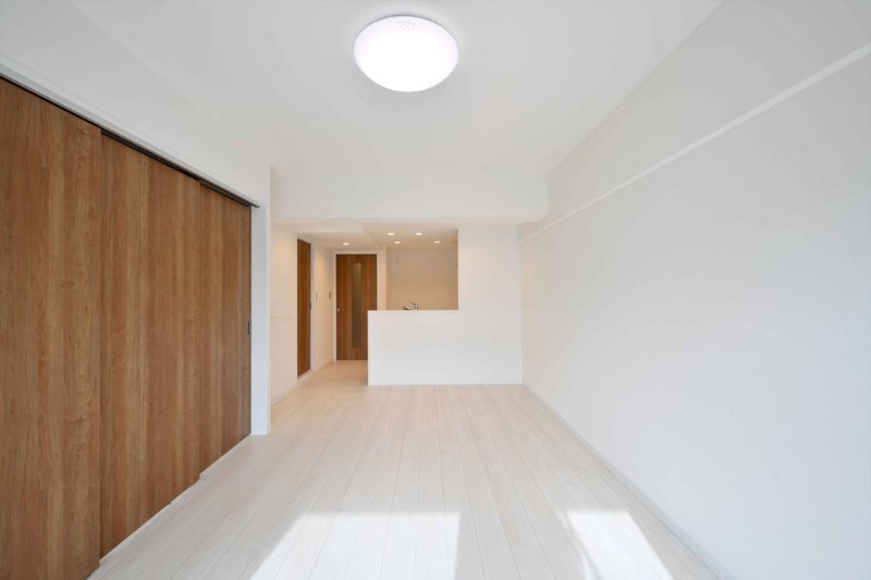 ��ʌ���z�s�厚���Ԃ̃}���V�����̋��ԁE���r���O