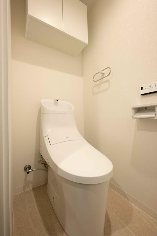 ��ʌ���z�s�厚���Ԃ̃}���V�����̃g�C��