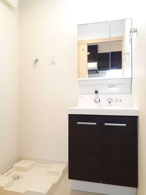 ��ʌ��������܎s�Y�a���ՂP���ڂ̃}���V�����̐��ʏ�