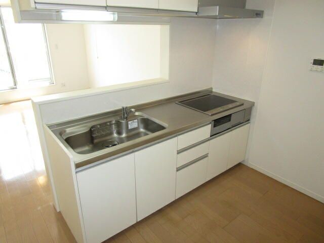 ��ʌ��������܎s��{��O���P���ڂ̃A�p�[�g�̃L�b�`��