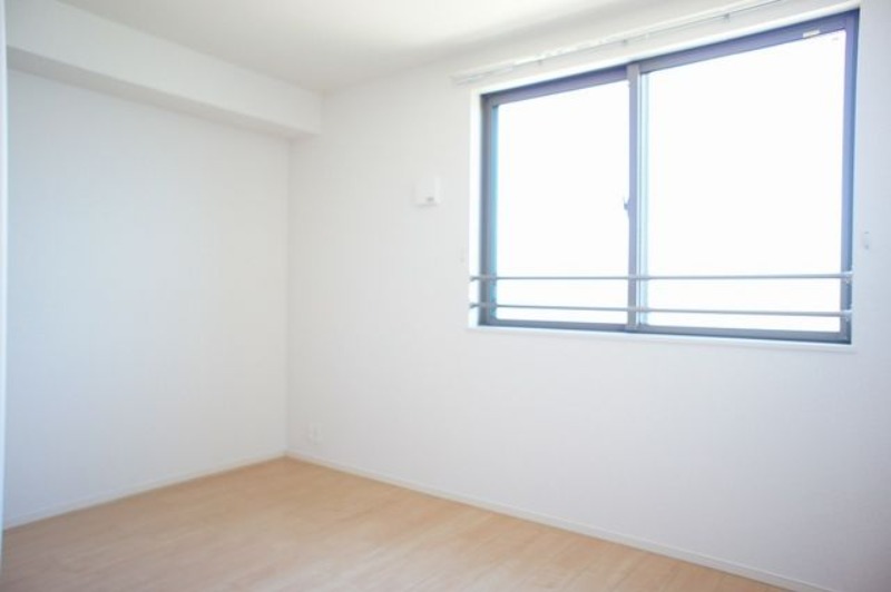 ��ʌ��z�J�s�听���Q���ڂ̃A�p�[�g�̂��̑������E�X�y�[�X