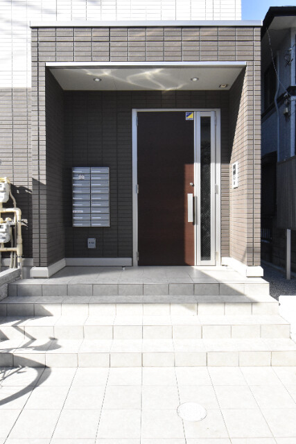 ��ʌ��������܎s��{��㏬���̃A�p�[�g�̃G���g�����X