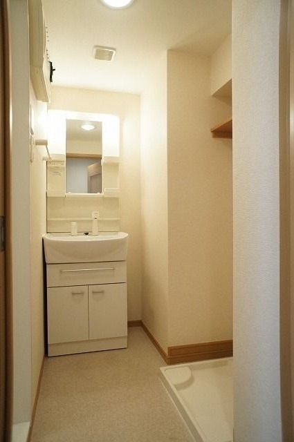 ��ʌ��������܎s������厚�쒆��̃}���V�����̐��ʏ�