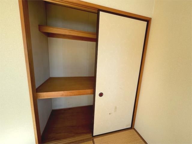 ��ʌ��z�J�s�����Q���ڂ̃A�p�[�g�̎��[