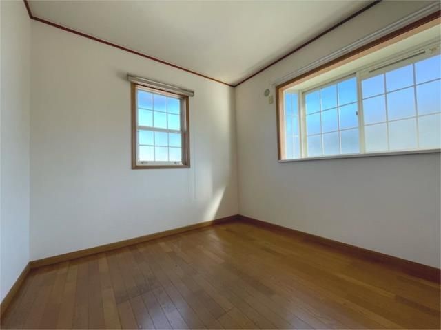 ��ʌ��z�J�s�����Q���ڂ̃A�p�[�g�̂��̑������E�X�y�[�X