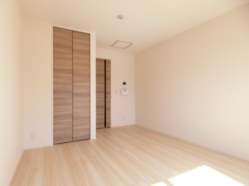 ��ʌ��������܎s�k��~�͒��̃A�p�[�g�̋��ԁE���r���O