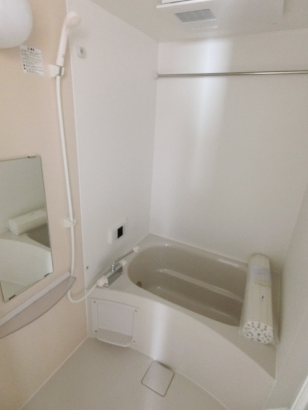 ��ʌ��������܎s�k��~�͒��̃A�p�[�g�̃o�X