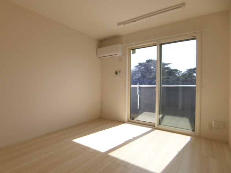 ��ʌ��������܎s�k��~�͒��̃A�p�[�g�̂��̑������E�X�y�[�X