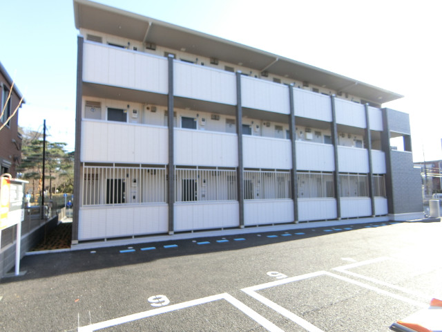 ��ʌ��������܎s�k��~�͒��̃A�p�[�g�̒��ԏ�