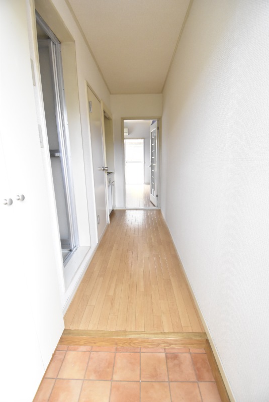 ��ʌ��������܎s�k����i���Q���ڂ̃A�p�[�g�̌���