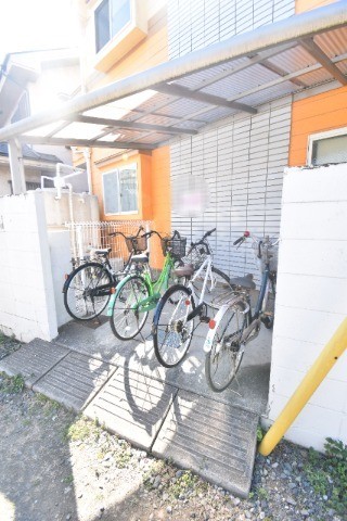 ��ʌ��������܎s�k����i���Q���ڂ̃A�p�[�g�̂��̑�