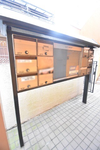 ��ʌ��������܎s�k����i���Q���ڂ̃A�p�[�g�̂��̑�