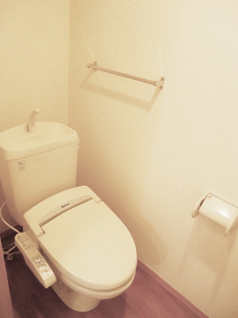 ��ʌ��������܎s��{��y�蒬�P���ڂ̃A�p�[�g�̃g�C��