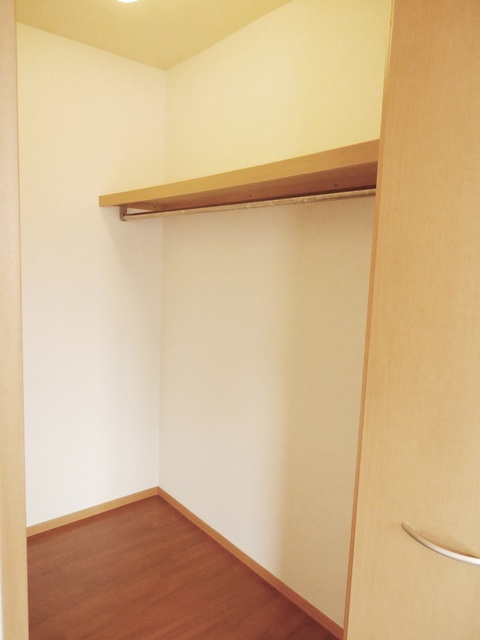 ��ʌ��������܎s��{��y�蒬�P���ڂ̃A�p�[�g�̎��[