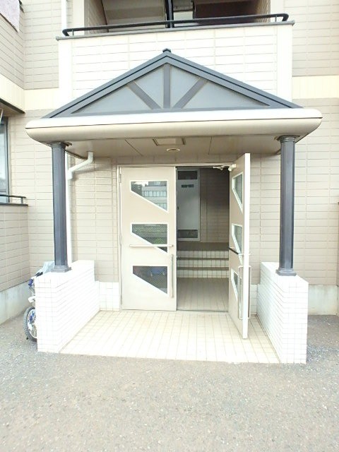 ��ʌ��������܎s�k����i���R���ڂ̃A�p�[�g�̃G���g�����X