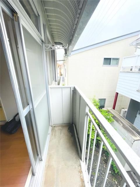 ��ʌ��z�J�s�ԎR���P���ڂ̃A�p�[�g�̃o���R�j�[