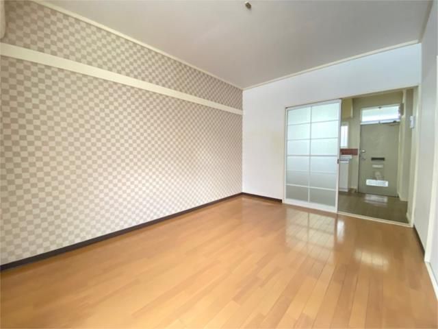 ��ʌ��z�J�s�ԎR���P���ڂ̃A�p�[�g�̂��̑������E�X�y�[�X