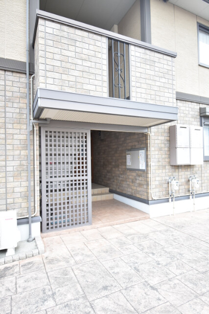 ��ʌ��������܎s����O���U���ڂ̃A�p�[�g�̃G���g�����X