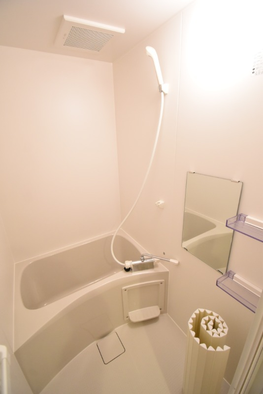 ��ʌ��������܎s�k�擌�听���Q���ڂ̃A�p�[�g�̃o�X