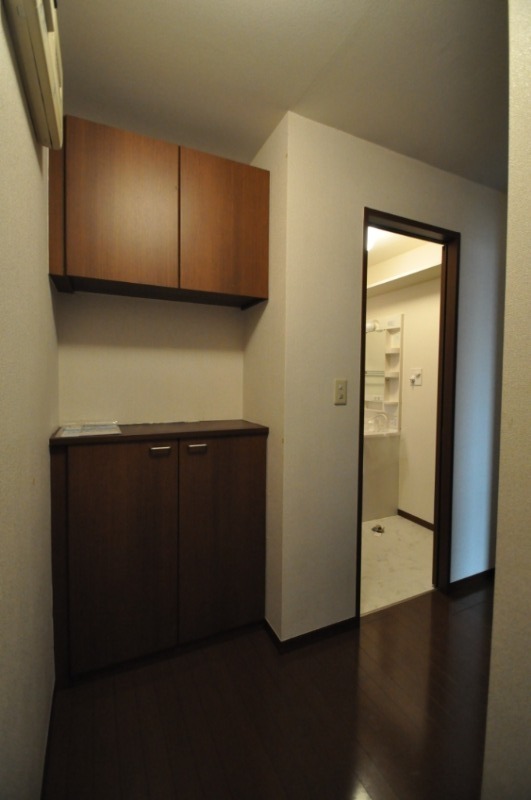 ��ʌ�����s�厚���s�̃A�p�[�g�̌���