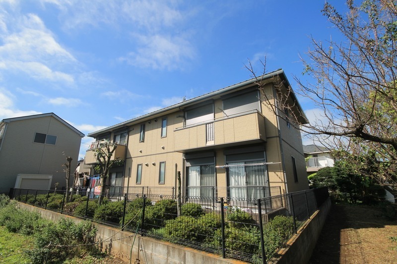 ��ʌ�����s�厚���s�̃A�p�[�g�̃G���g�����X