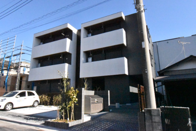 ��ʌ��������܎s�΋�厚���̃}���V�����̌����O��