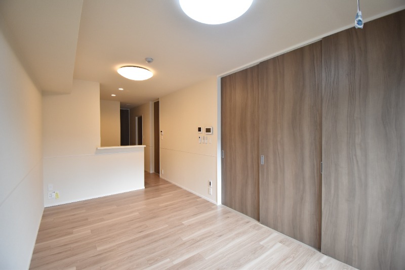 ��ʌ��������܎s��{��听���R���ڂ̃}���V�����̋��ԁE���r���O