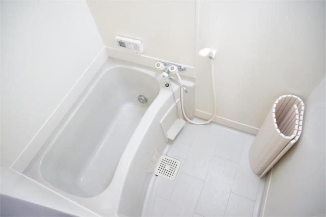 ��ʌ�����s�˒˂R���ڂ̃A�p�[�g�̃o�X