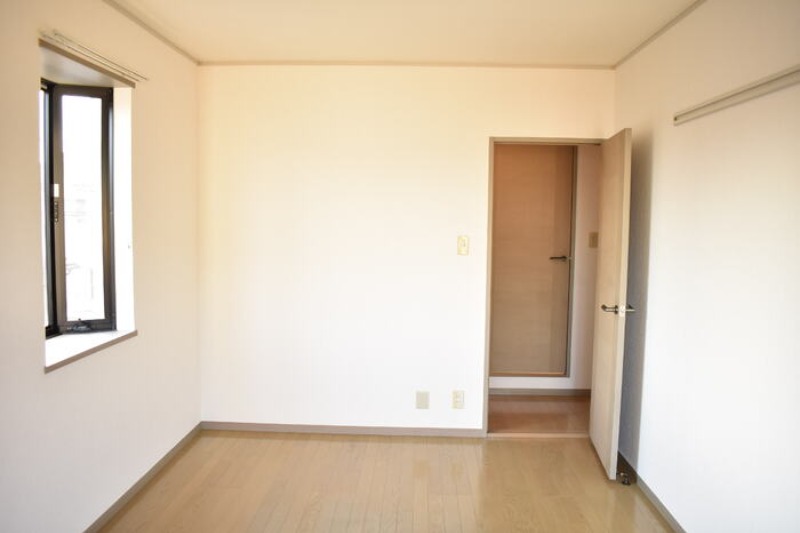 ��ʌ��������܎s����厚����{���̃A�p�[�g�̂��̑������E�X�y�[�X