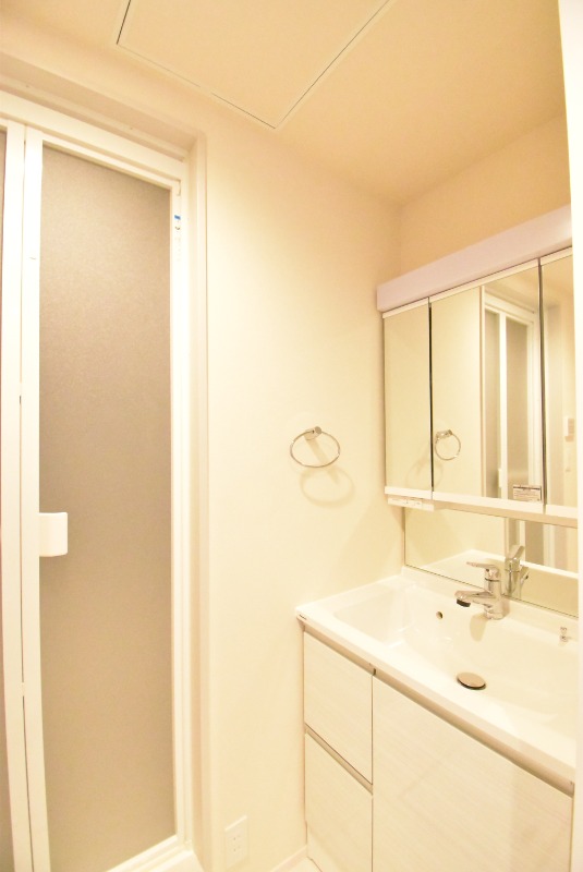 ��ʌ��������܎s�΋�厚���̃}���V�����̐��ʏ�