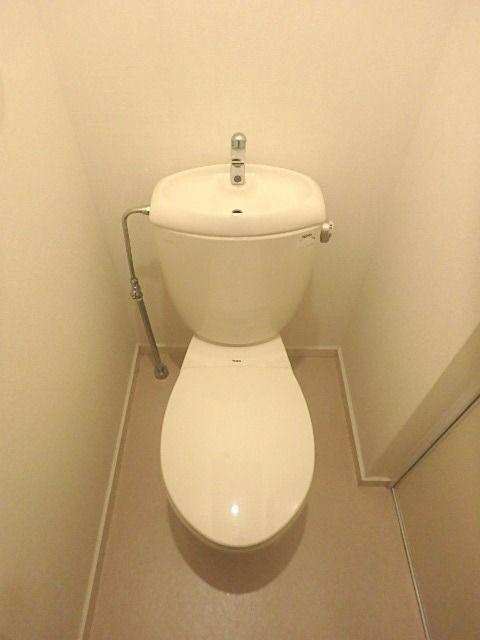 ��ʌ��������܎s��{��x�̓����Q���ڂ̃A�p�[�g�̃g�C��