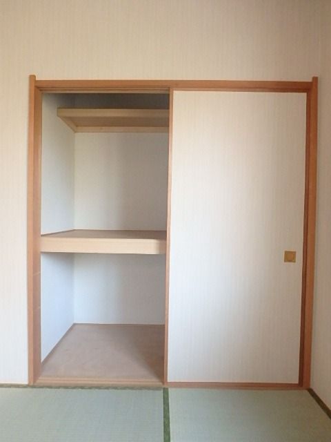 ��ʌ��������܎s��{��x�̓����Q���ڂ̃A�p�[�g�̎��[