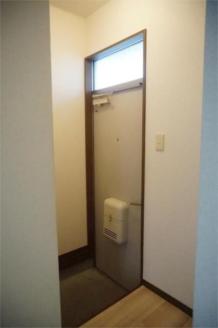 ��ʌ�����s�˒˂R���ڂ̃A�p�[�g�̌���