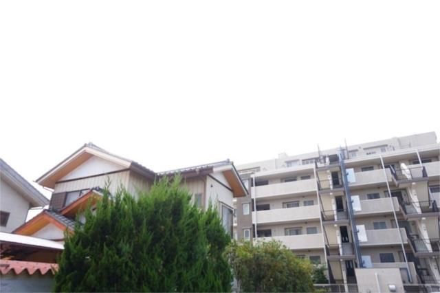 ��ʌ�����s�˒˂R���ڂ̃A�p�[�g�̂��̑�