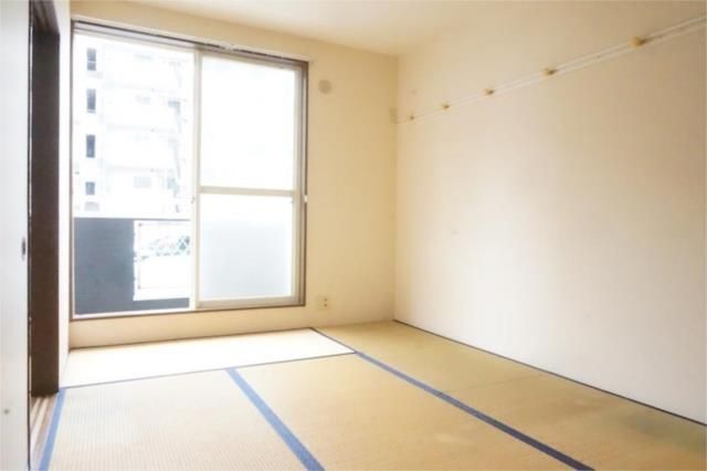 ��ʌ�����s�˒˂R���ڂ̃A�p�[�g�̂��̑������E�X�y�[�X