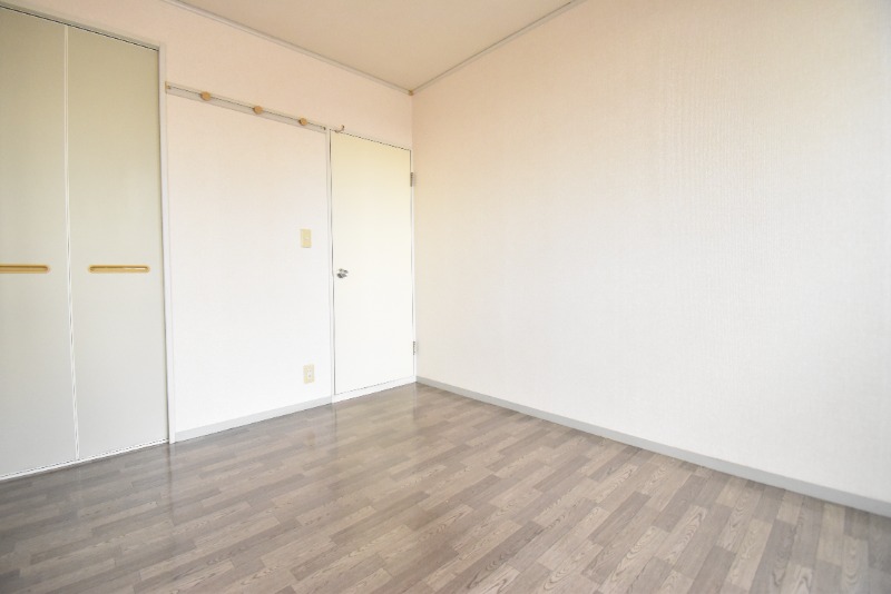 ��ʌ�����s�˒˂P���ڂ̃A�p�[�g�̂��̑������E�X�y�[�X