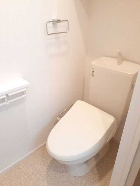 ��ʌ�����s�ܔԒ��̃A�p�[�g�̃g�C��