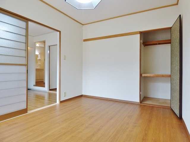 ��ʌ�����s���ԂQ���ڂ̃A�p�[�g�̎��[