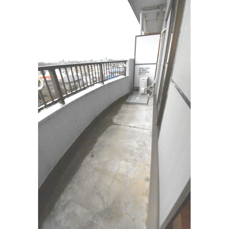 ��ʌ��������܎s�����擌��{�V���ڂ̃}���V�����̃o���R�j�[