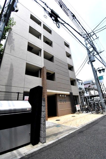 ��ʌ��������܎s��{��{���S����37-2�̃}���V�����̌����O��